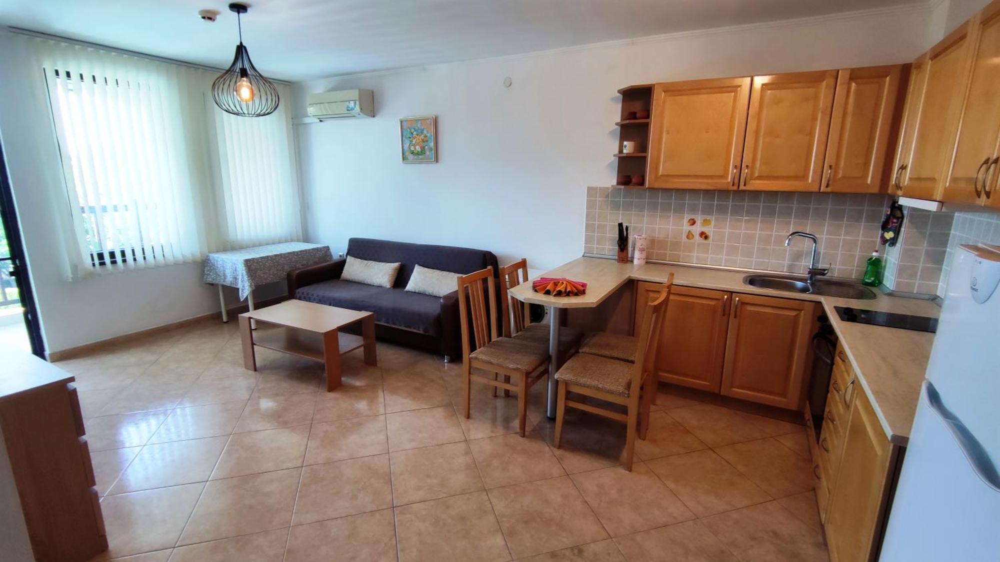 Marina Delfin Apartments - Top Location & Pet Friendly Sveti Vlas Bagian luar foto