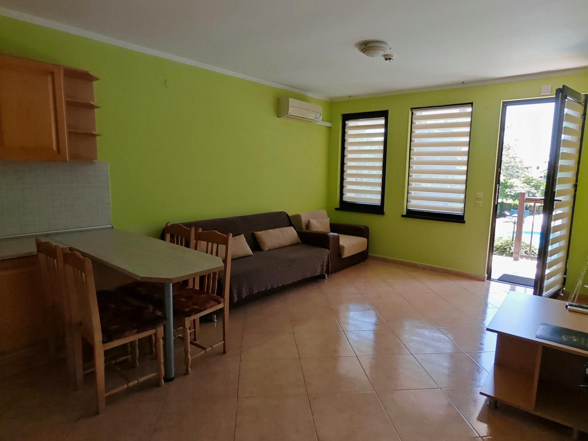 Marina Delfin Apartments - Top Location & Pet Friendly Sveti Vlas Bagian luar foto