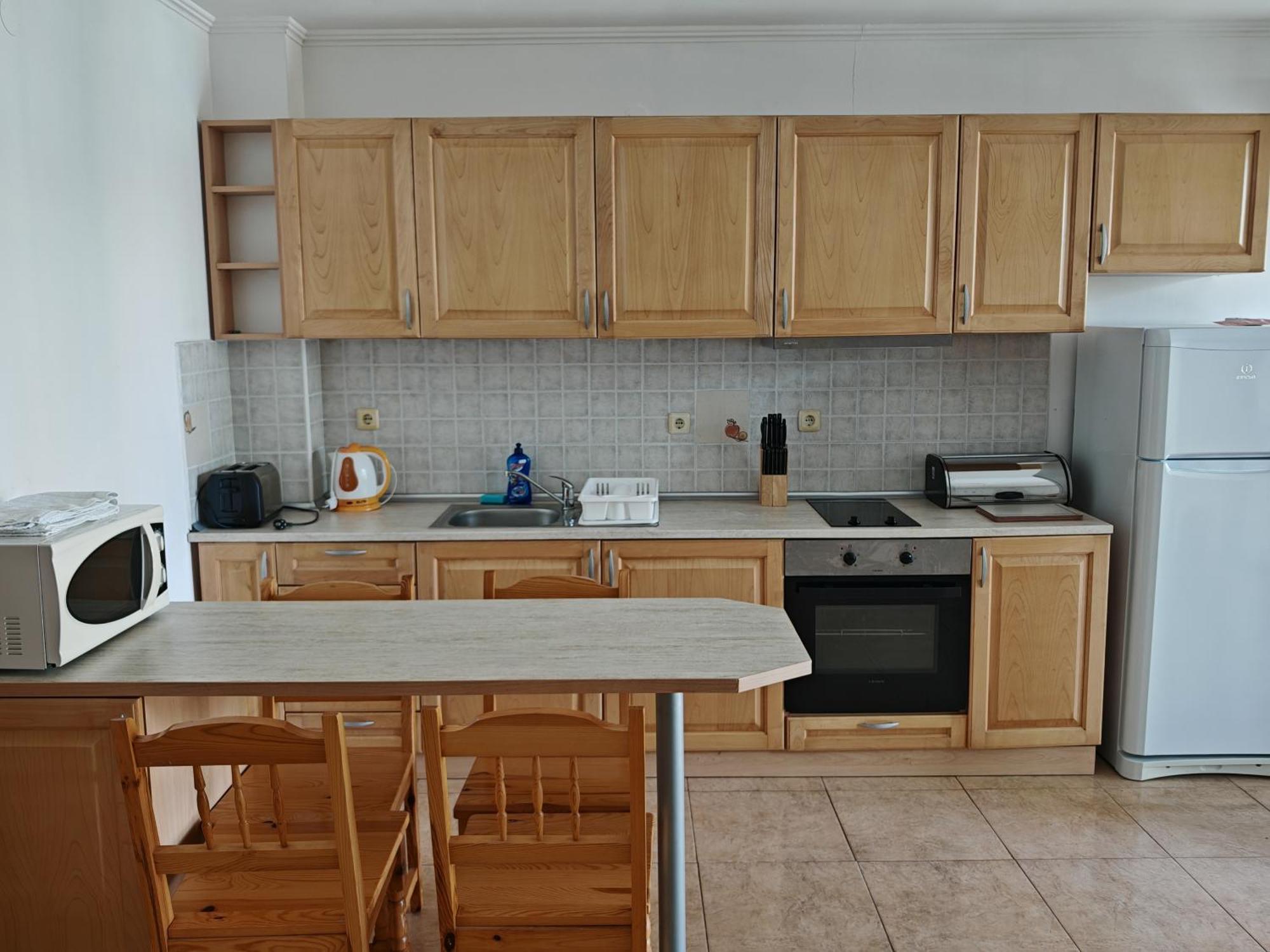 Marina Delfin Apartments - Top Location & Pet Friendly Sveti Vlas Bagian luar foto