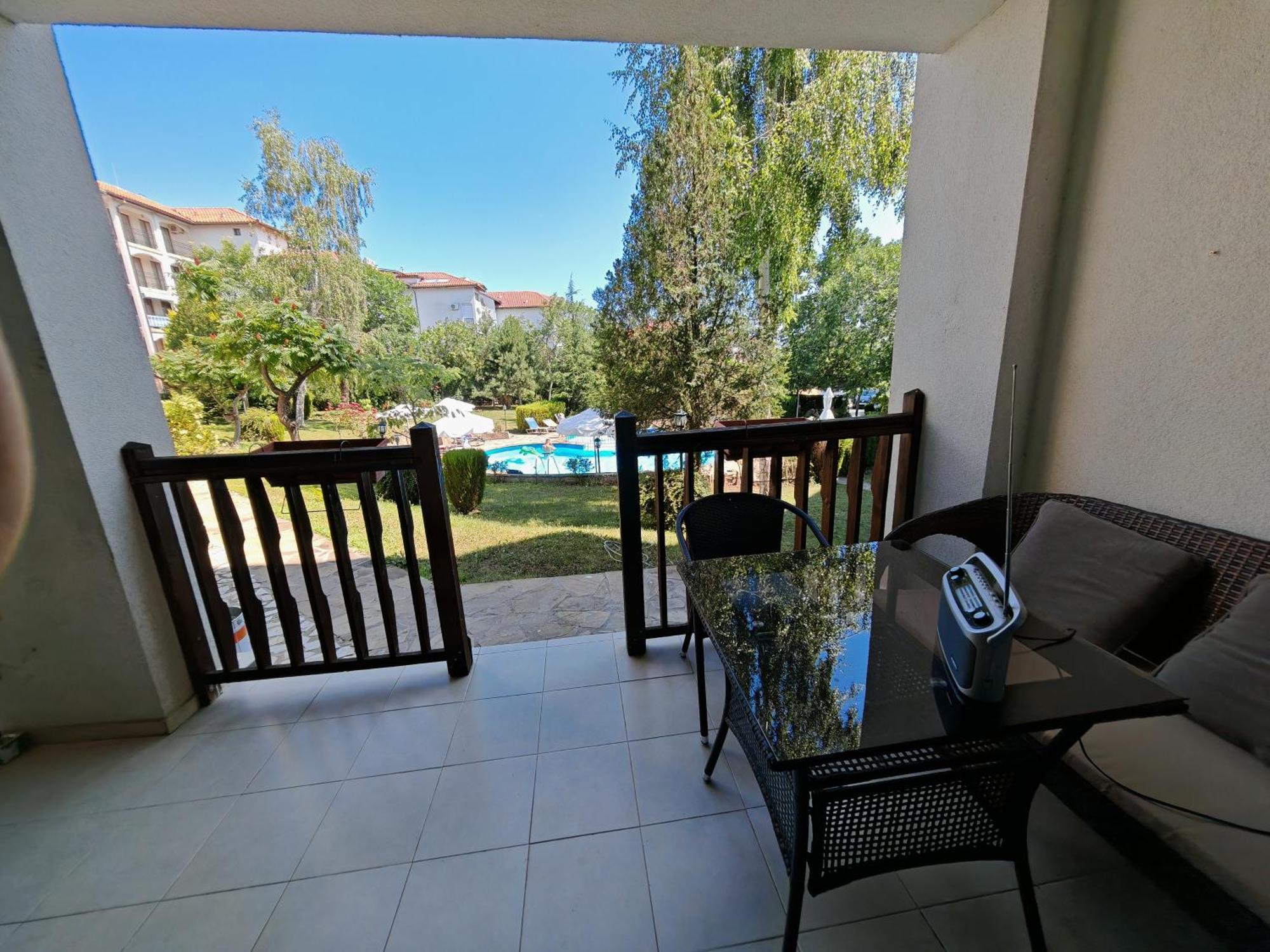 Marina Delfin Apartments - Top Location & Pet Friendly Sveti Vlas Bagian luar foto